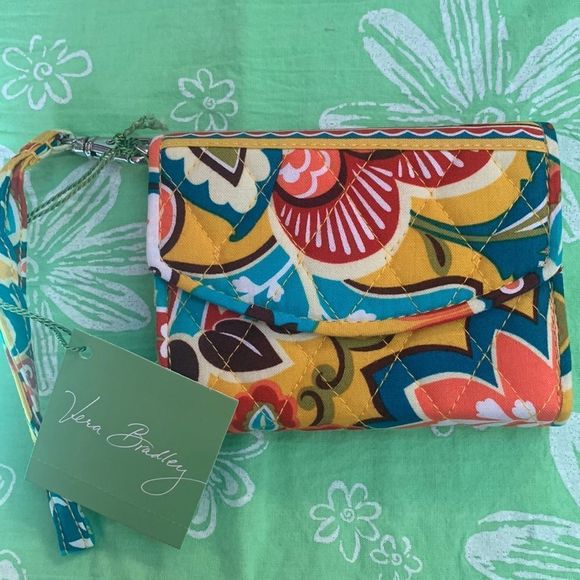 Vera Bradley  Super Smart Wristlet Wallet Retired Provençal - Picture 1 of 7